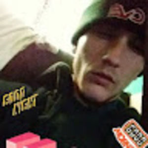 Meet your Posher, Devin